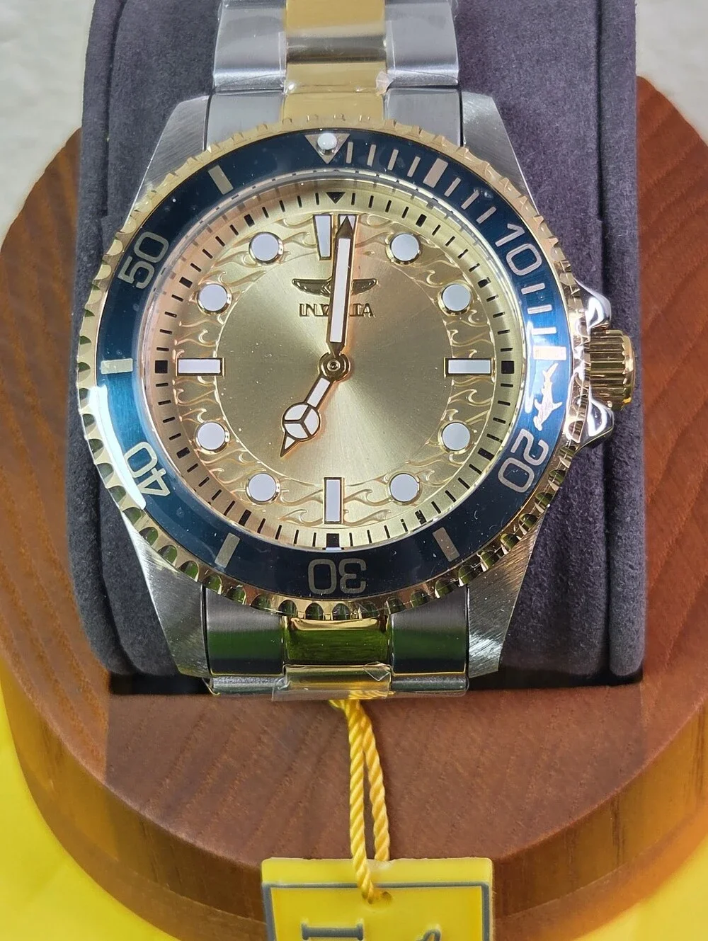 Invicta Pro Diver Crestcore Mens Watch - 43mm Gold/Steel (49697)